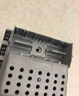 Volvo V70 Fuse module 08697207 08688434 02W354