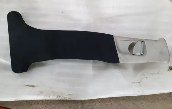 Mercedes-Benz CLS C219 (B) pillar trim (bottom) A2196908825 A2116903430