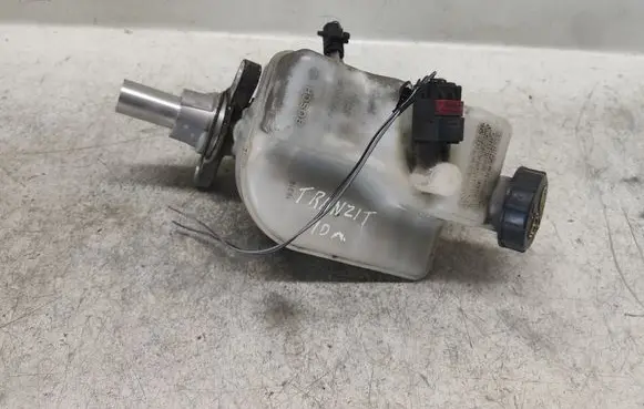 Ford Transit Master brake cylinder