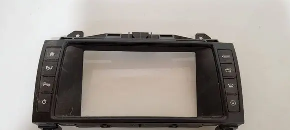 Radio/GPS head unit trim