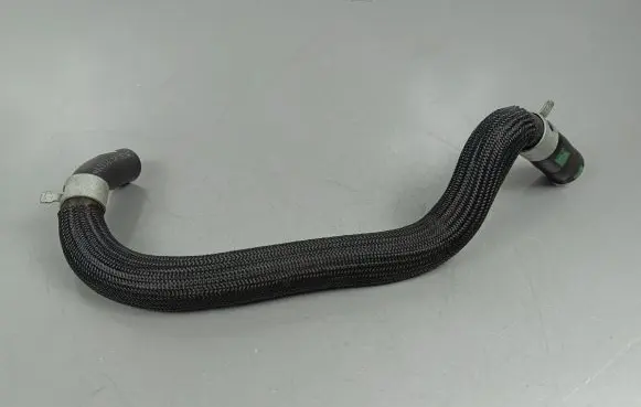 Hyundai Tucson IV NX4 Engine coolant pipe/hose