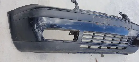 Volkswagen Golf IV Front bumper