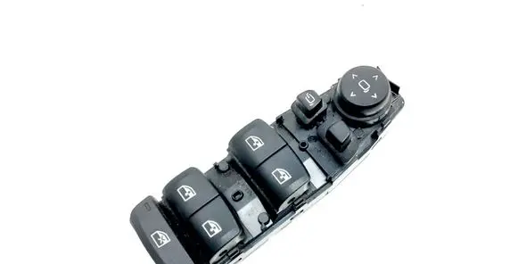 BMW 5 G30 G31 Electric window control switch 6832729