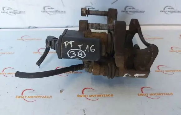 Volkswagen PASSAT B7 Rear brake caliper 5078H
