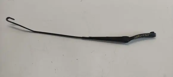 Citroen Berlingo Front wiper blade arm 962101478B 329 3357