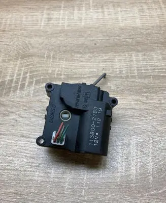 Mitsubishi Pajero Air flap motor/actuator 1138002160