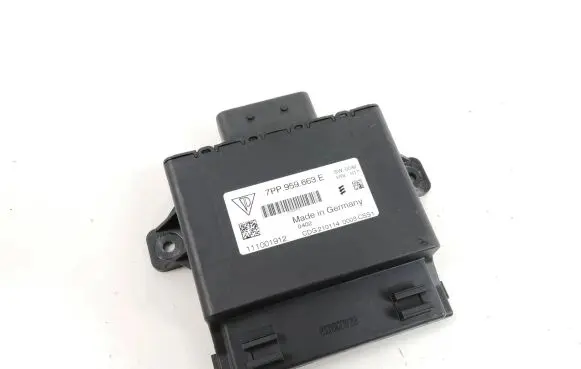 Porsche Cayenne (92A) Voltage converter/converter module 7PP959663E