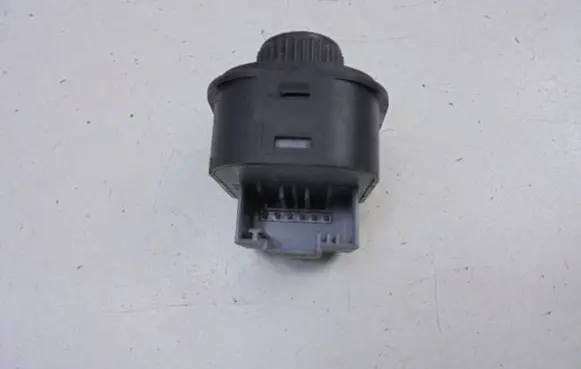 Volkswagen Golf V Wing mirror switch 1K0959565K