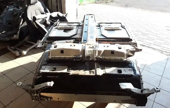 Volvo C40 Hybrid / electric car battery 32361091