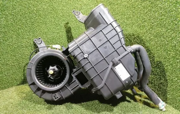 Renault Trafic III (X82) Interior heater climate box assembly 738102651R 93458895