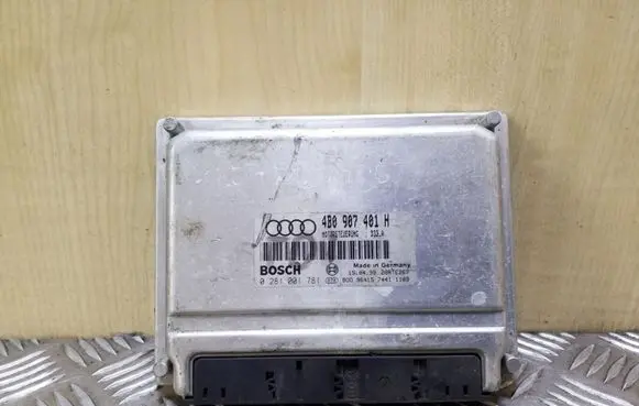 Audi A6 S6 C5 4B Engine control unit/module 4B0907401H 0281001781