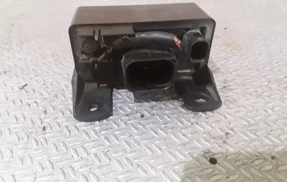 Mercedes-Benz A W168 Glow plug pre-heat relay