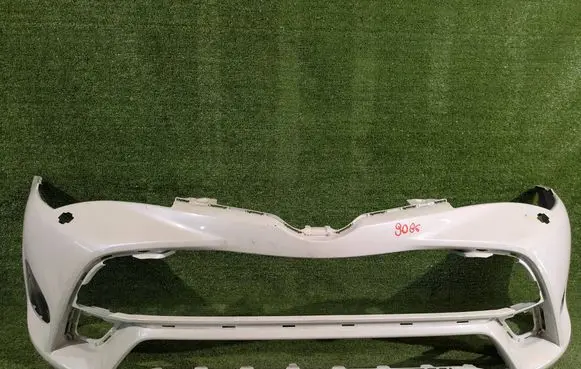 Toyota Avensis T270 Front bumper 5211905230