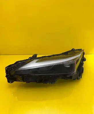 Lexus NX Headlight/headlamp