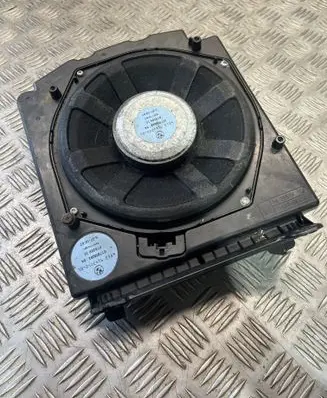 BMW 5 E60 E61 Subwoofer speaker 9143142 9144202