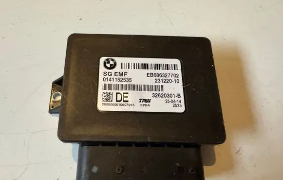 BMW 5 F10 F11 Hand brake control module 6863277