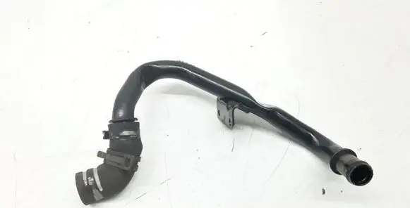 Audi Q7 4L Engine coolant pipe/hose