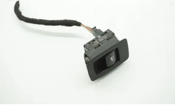 BMW 5 E60 E61 Electric window control switch 9113773