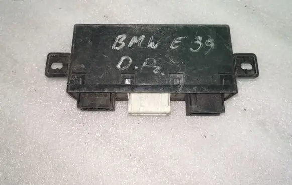 BMW 5 E39 Door control unit/module 61358377597 8377597
