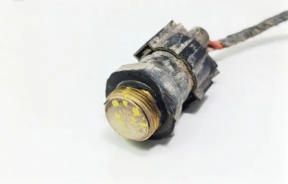 Coolant temperature sensor