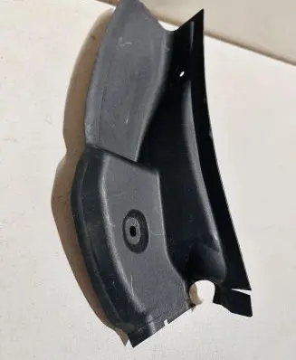 Mercedes-Benz GLE (W166 - C292) Rear/tail light trim molding A1666910000