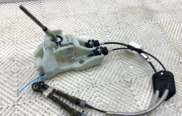 Hyundai i30 Gear shift rod 4370004120