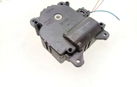 Toyota Auris 150 Air flap motor/actuator 1138002840
