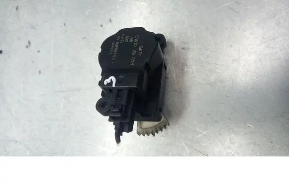 Ford Mondeo MK IV Coolant heater control valve 