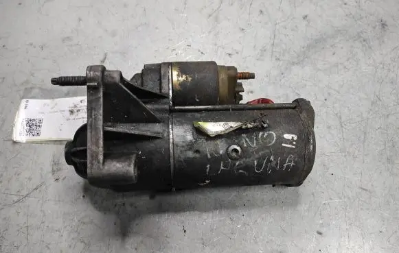 Renault Laguna II Starter motor 820075362