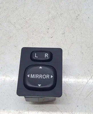 Toyota Yaris Wing mirror switch 769746