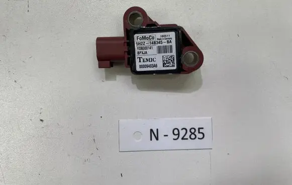 Land Rover Discovery 4 - LR4 Airbag deployment crash/impact sensor 5H2Z14B345BA