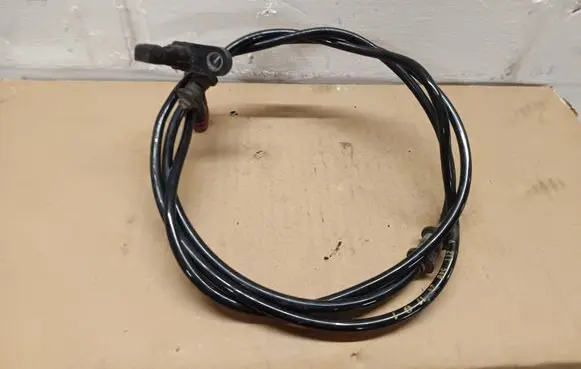 Mercedes-Benz E W211 ABS rear brake sensor A2115402417