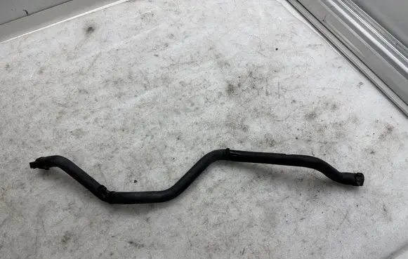 Tesla Model X Coolant pipe/hose 