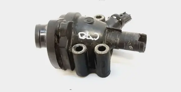 Thermostat/thermostat housing