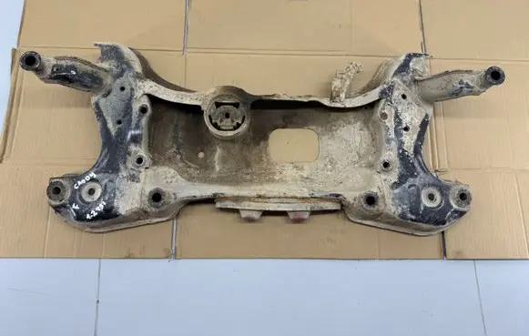 Volkswagen Caddy Front subframe