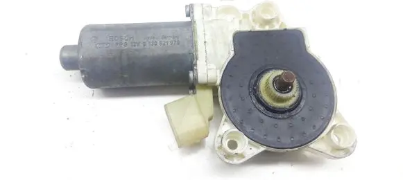 Mercedes-Benz E W211 Front door window regulator motor A2118202942