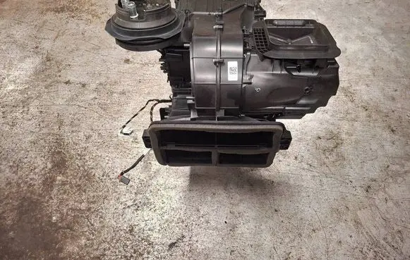 BMW X1 F48 F49 Interior heater climate box assembly 22527010 93831186 CZ4432708215