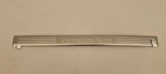 Mercedes-Benz E W212 Front sill trim cover A2126860936