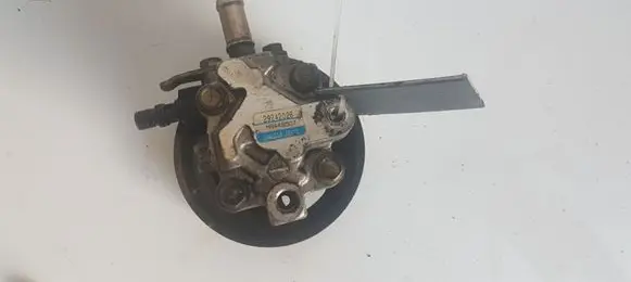 Mitsubishi Montero Power steering pump 29242026 MR448507