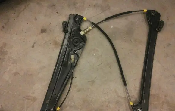BMW 7 E65 E66 Front window lifting mechanism without motor 7202480
