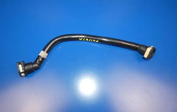 Volvo XC90 Air intake hose/pipe 31372709 AD80V