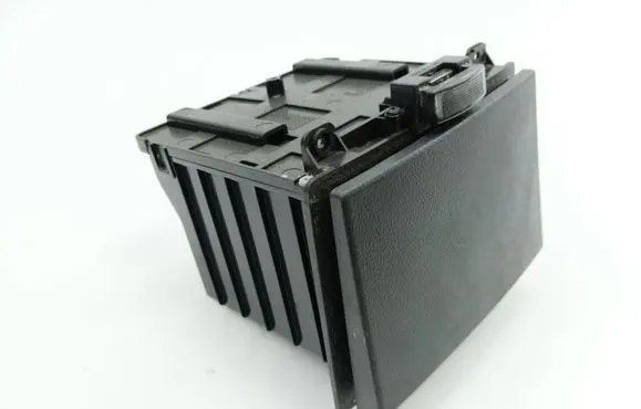 Chevrolet Captiva Cup holder back 