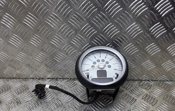 Mini Cooper Hatch Hardtop Speedometer (instrument cluster) 9125934