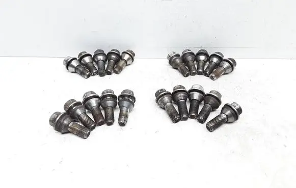 Volvo V60 Nuts/bolts 