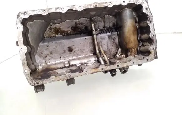 Oil sump