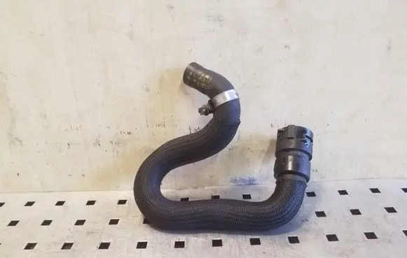 Volvo S60 Engine coolant pipe/hose