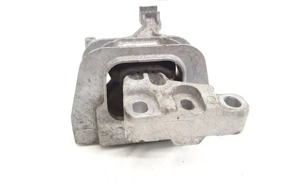 Audi TT TTS RS Mk3 8S Engine mount bracket 5Q0199262BK