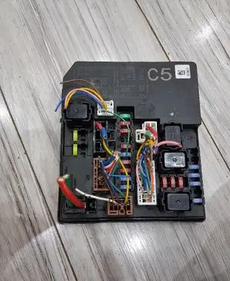Fuse box set