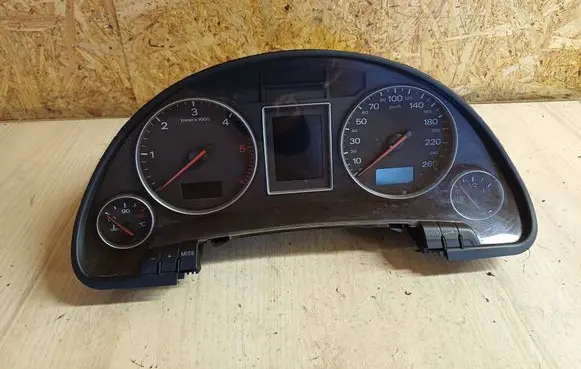 Speedometer (instrument cluster)