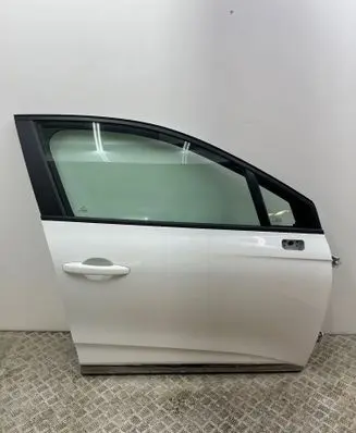 Renault Clio V Front door